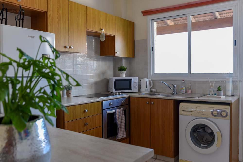 Melania Gardens Apartment Klorakas Esterno foto