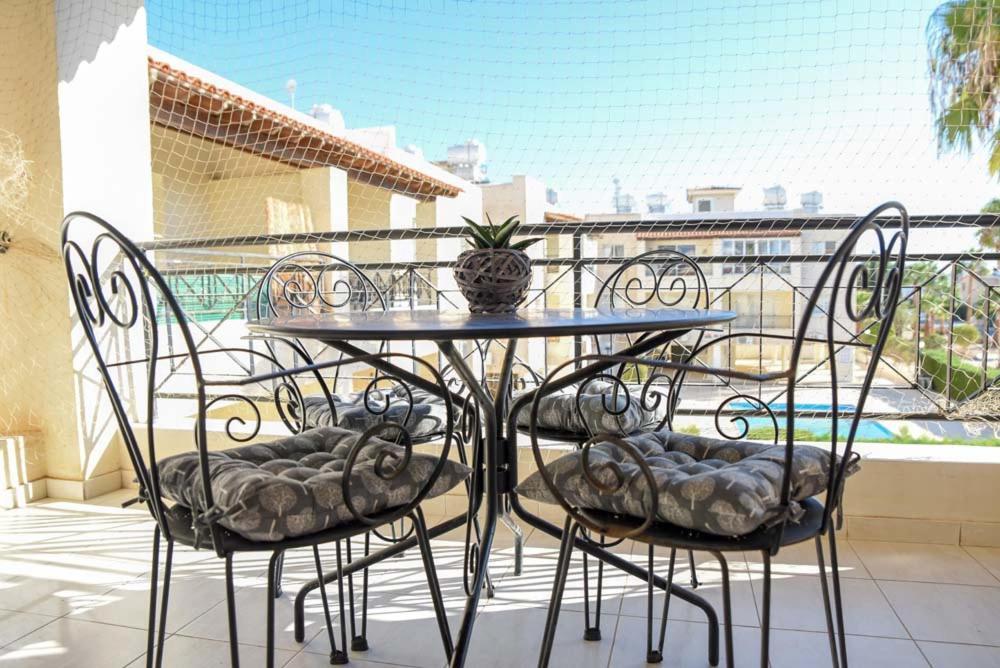 Melania Gardens Apartment Klorakas Esterno foto